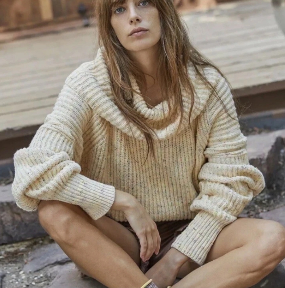 Free People Leo Tunic Sweater Silver‎ Gleam Combo Beige Oversized XSmall